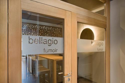 Beallagio Eingangsbereich Tuere
